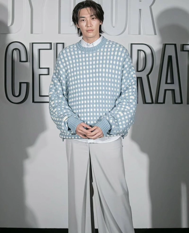 Kim Young Kwang dior
