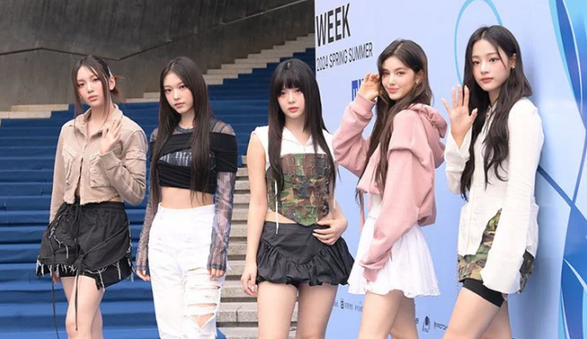 newjeans seoul fashion week thumbnail