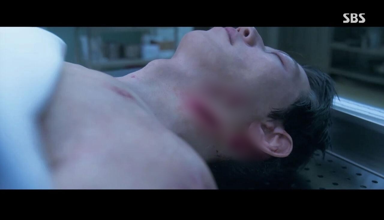 the first responders kill two main characters