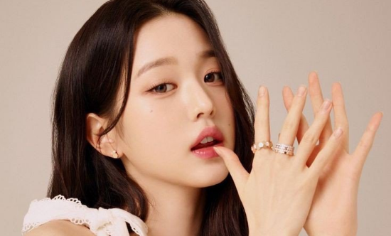 jang won young thumbnail