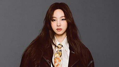 nayeon twice thumbnail