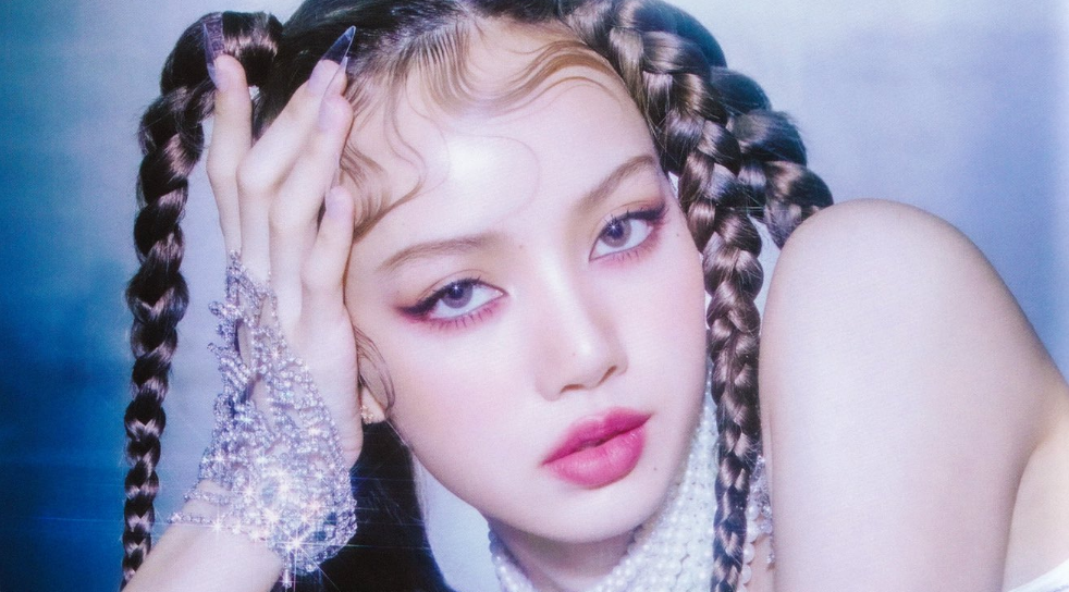 lisa blackpink thumbnail