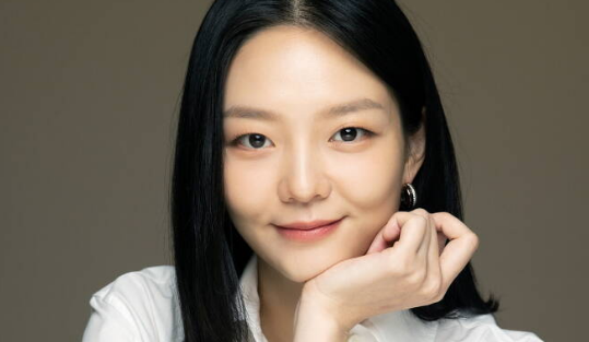 lee seom -thumbnail