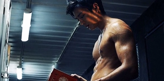 Arata Mackenyu