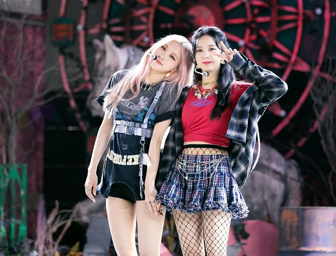 jisoo rose blackpink 