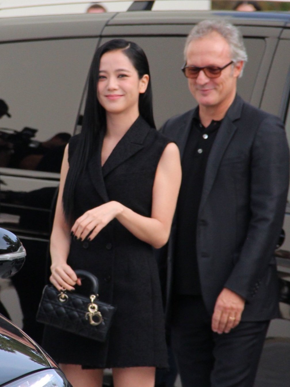 Olivier Bialobos jisoo blackpink 