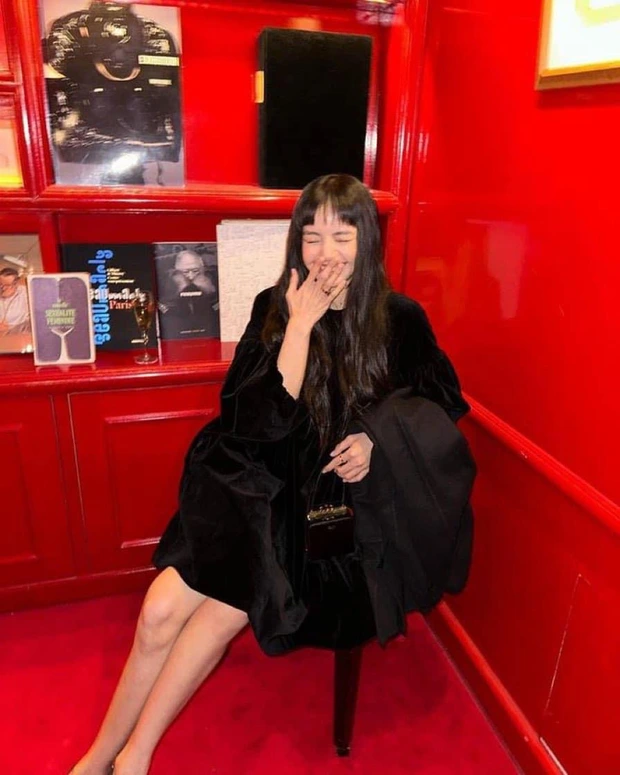 lisa blackpink behind the scene crazy horse