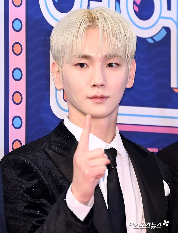 shinee key