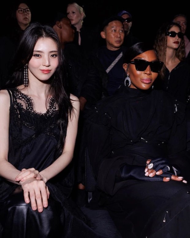 han so hee balenciaga 