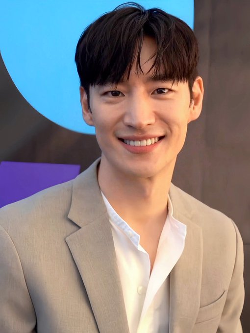 lee je hoon