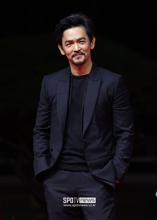  John Cho