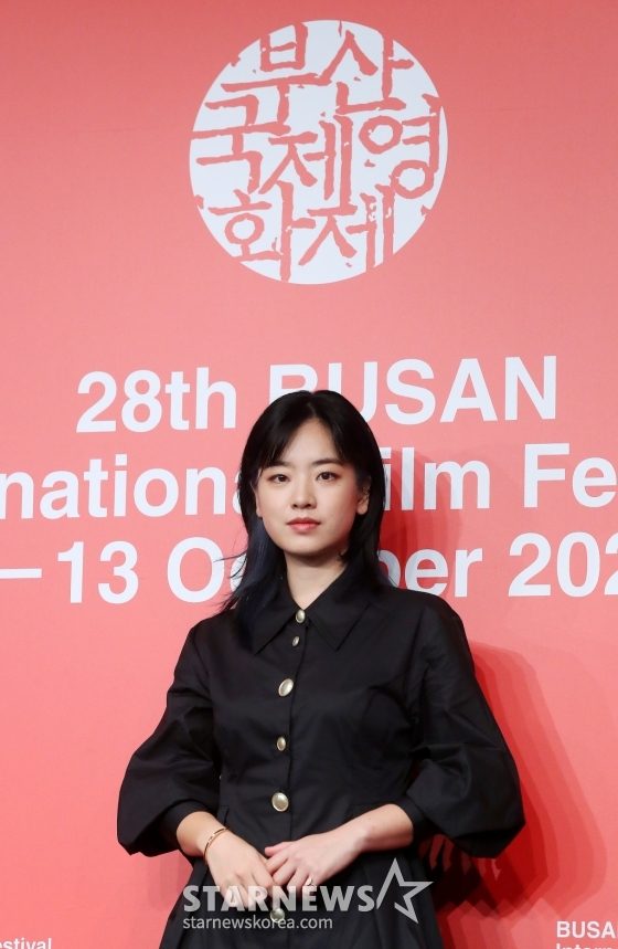 Lee Joo-young