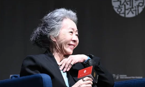 Yoon Yeo-jeong -thumbnail
