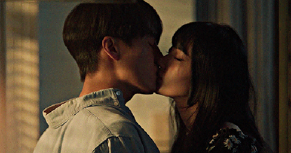 Suzy Doona