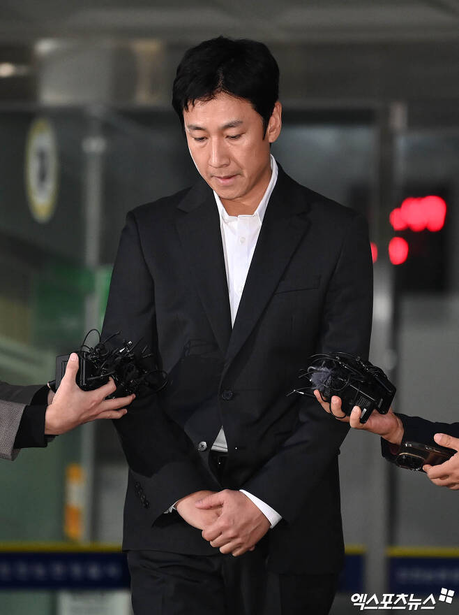 lee sun kyun