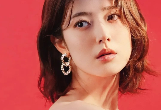 nam ji hyun-thumbnail