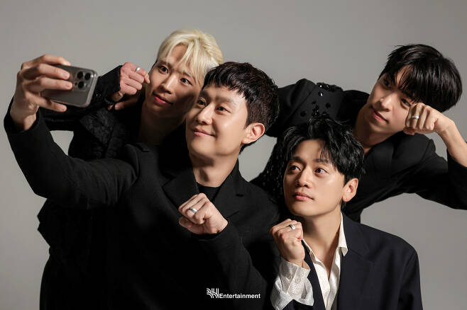 Jung Yun-jae, Jung Woo, Jo Bok-rae Joo Jong-hyuk