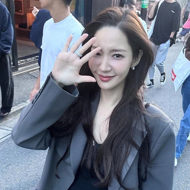 park min young