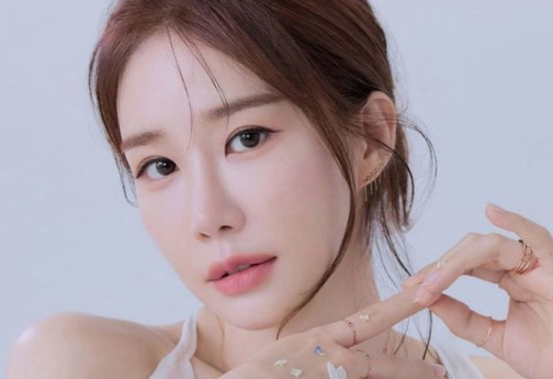 yoo in na-THUMBNAIL