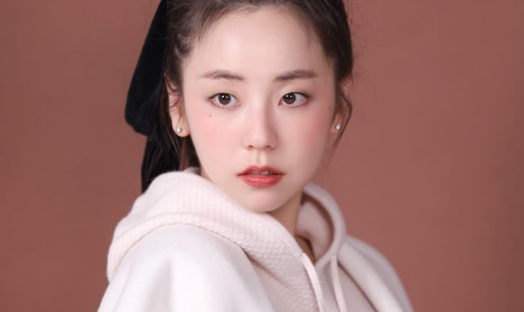 ahn so hee-thumbnail