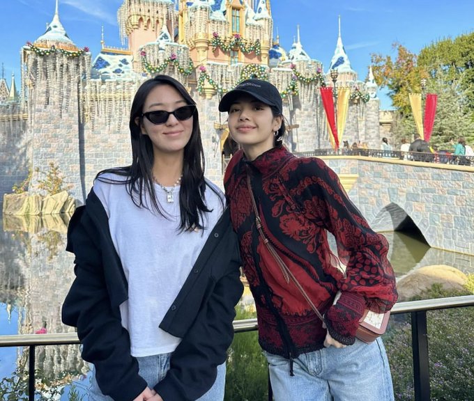 Alice Kang -BlackPink Lisa