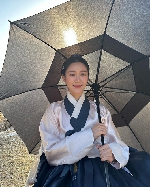 my dearest-lee da in behind the scene 