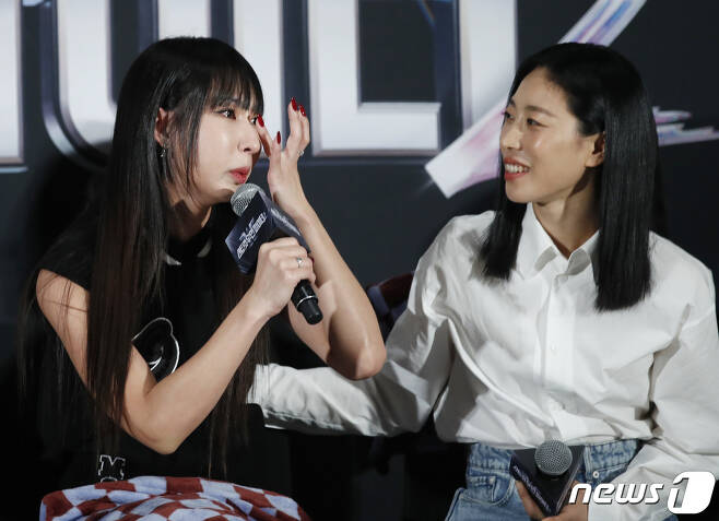 Mina-myeong lia kim