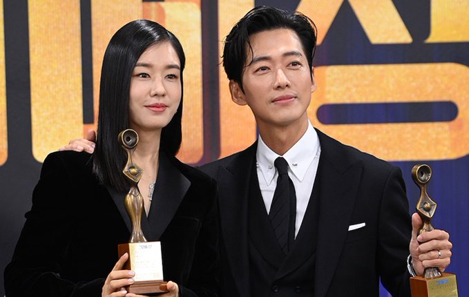 Ahn Eun-jin nam goong min
