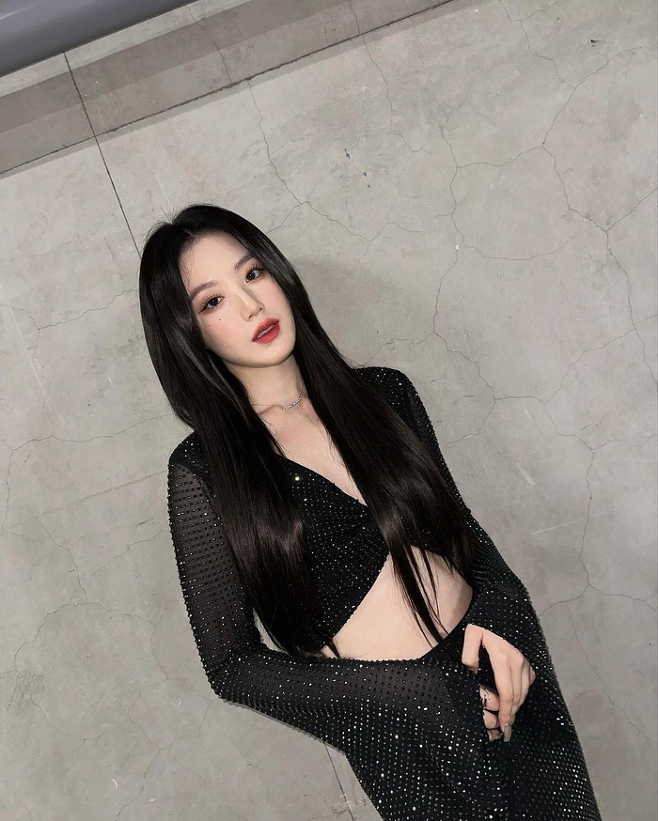 (G)I-DLE Shuhua