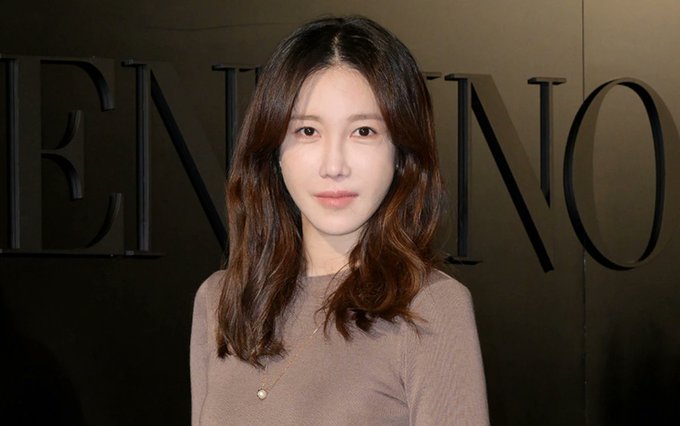 lee ji ah