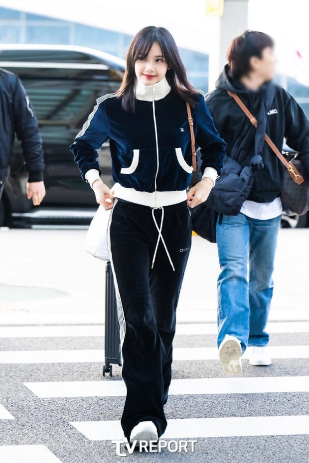 lisa blackpink incheon airport