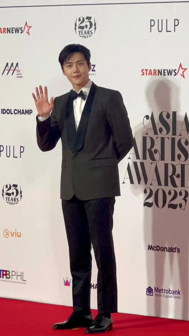 kim seon ho