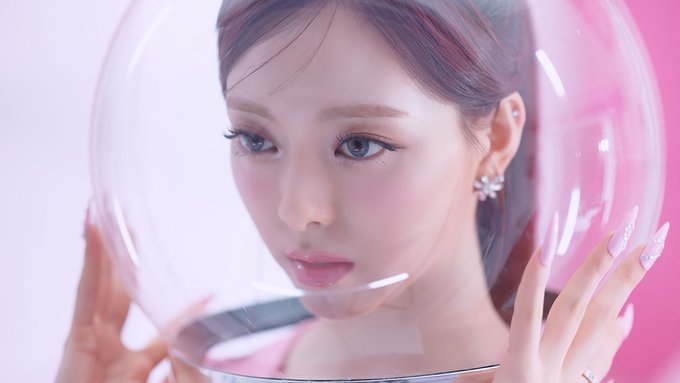 itzy yuna