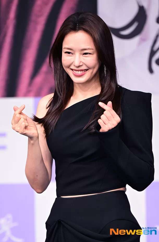 honey lee