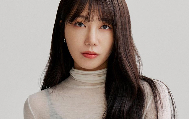 Jeong Eun-ji-thumbnail