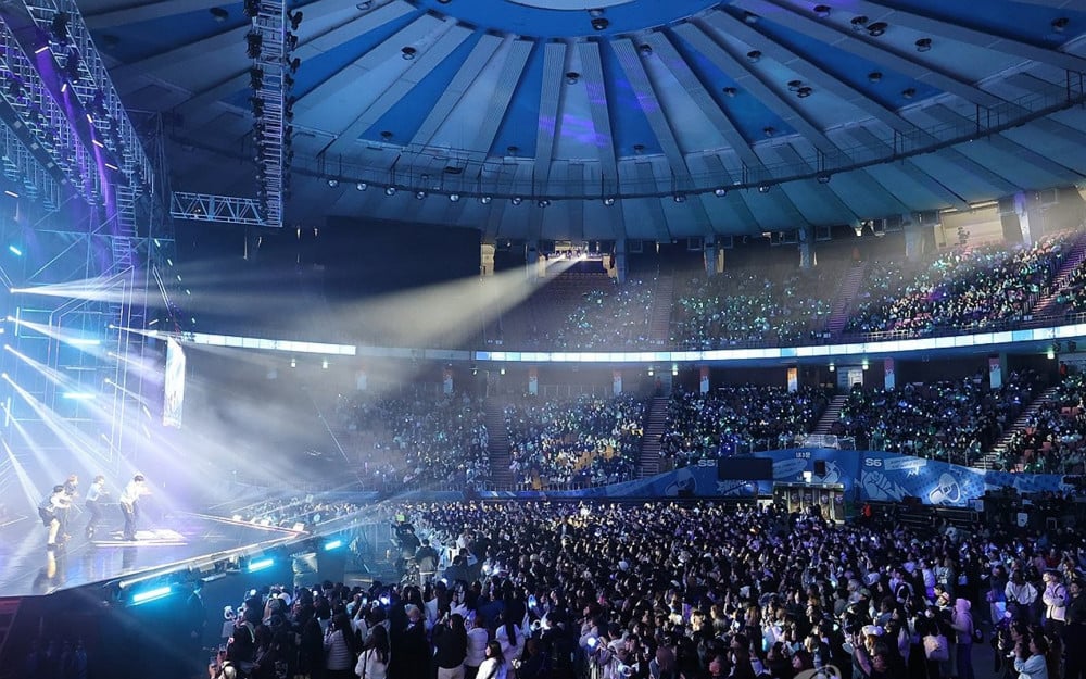 K-pop high school