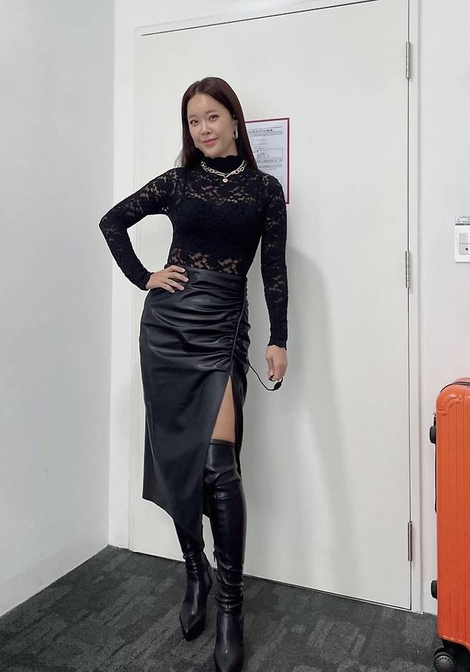 Baek Ji Young. Bae Ji Young's Instagram