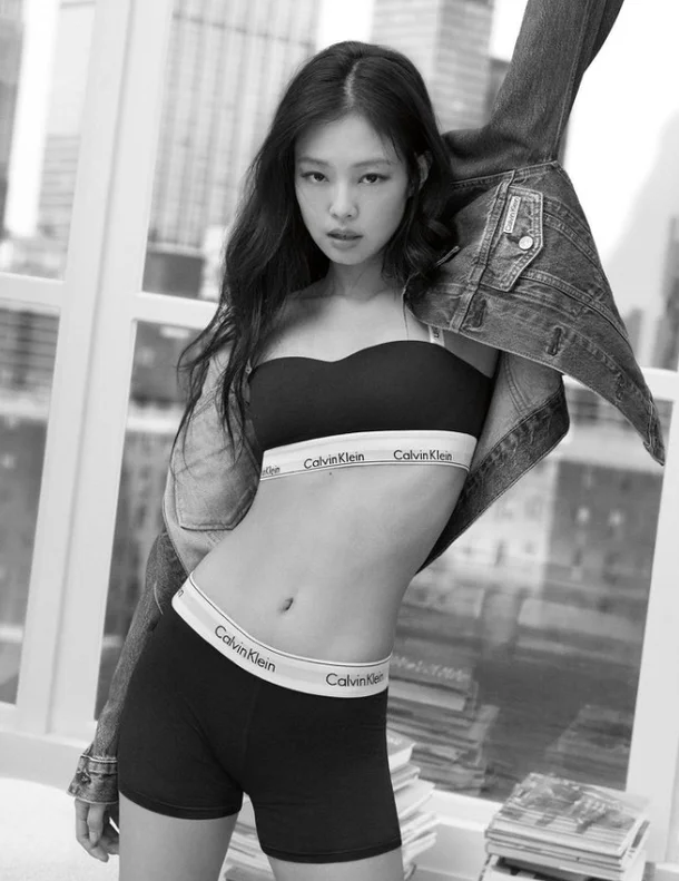Jennie sent the stock price of Calvin Klein’s parent company to its peak 