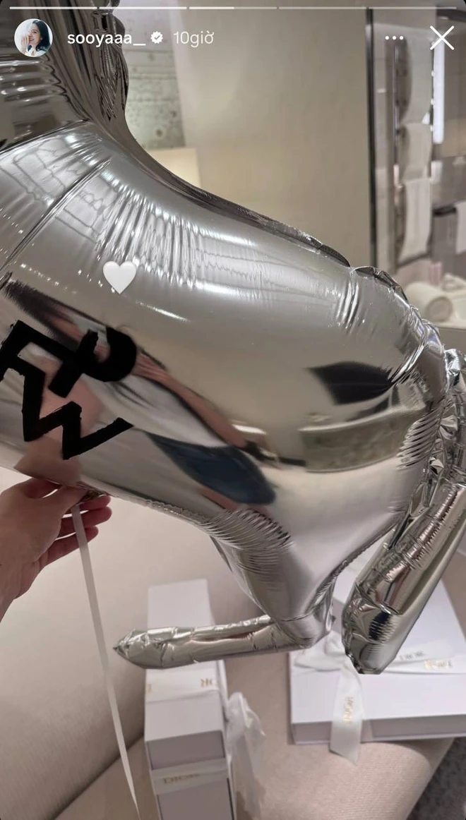 As usual, Dior has prepared many welcoming gifts for Jisoo upon her arrival in Paris.