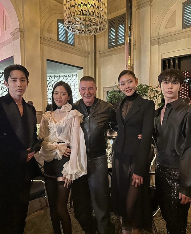 Moon Ga Young, Doyoung Lee Soo Hyuk
