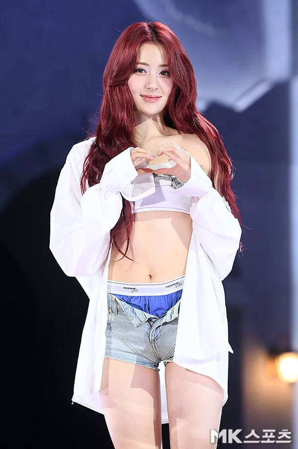huh yunjin