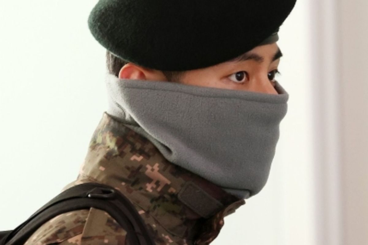 bts v thumbnail