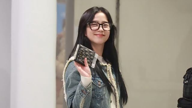 jisoo blackpink alo