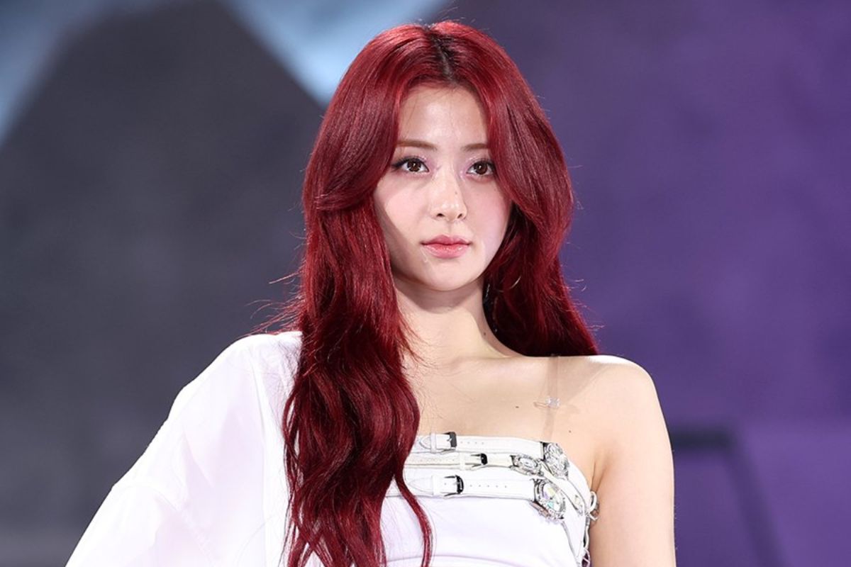 le sserafim yunjin thumbnail