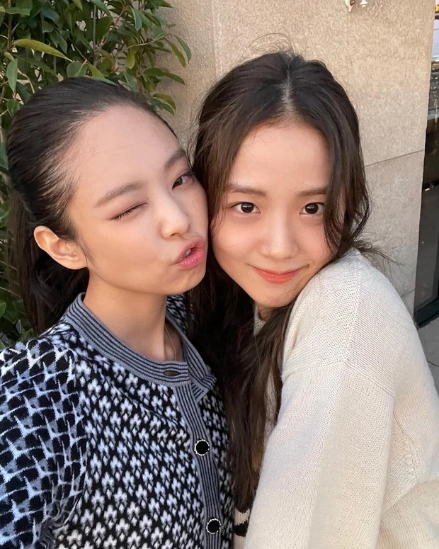 jennie jisoo blackpink