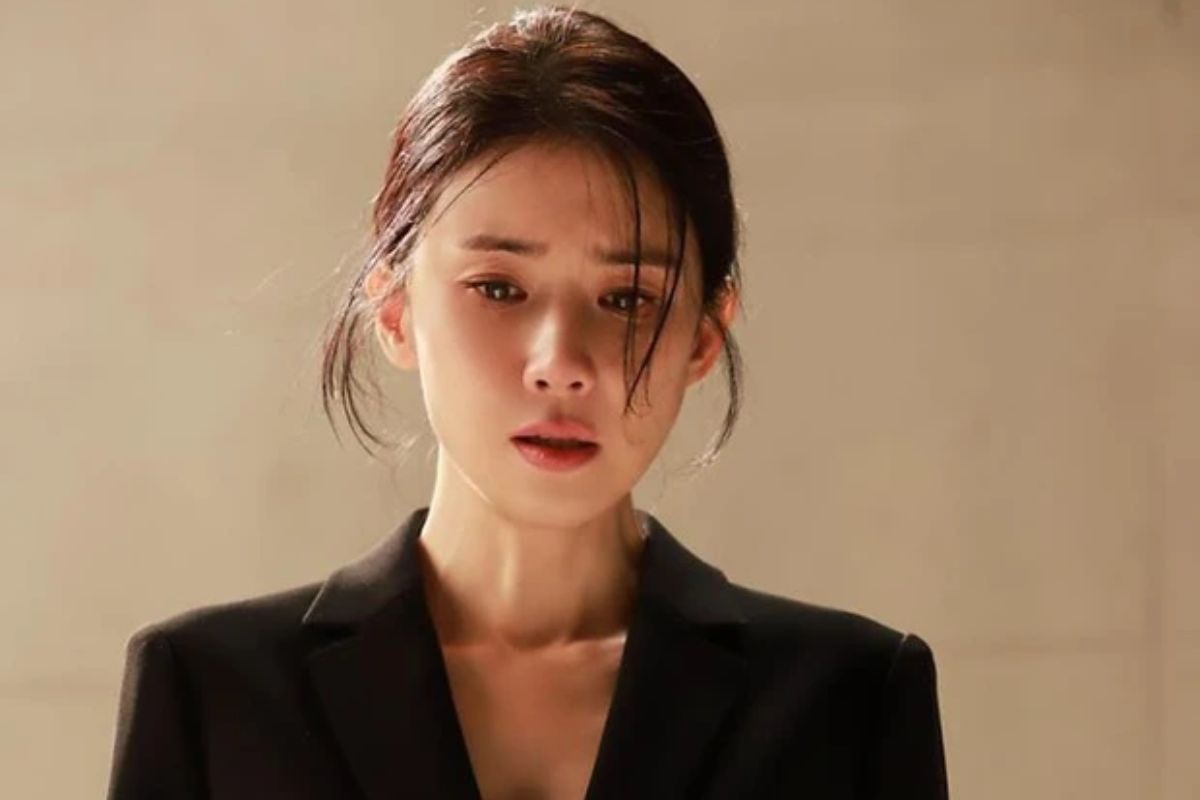 hide Lee Bo Young thumbnail
