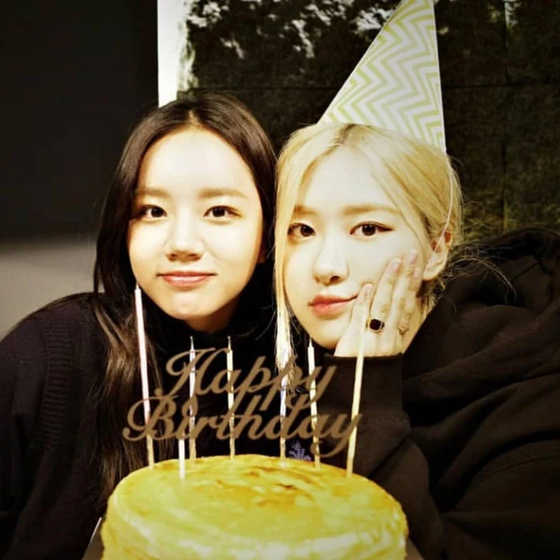 hyeri rosé