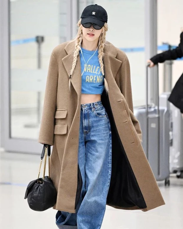 rose blackpink-airport
