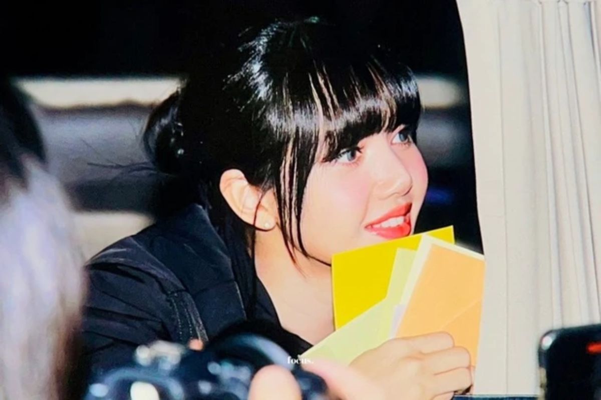 lisa blackpink thumbnail