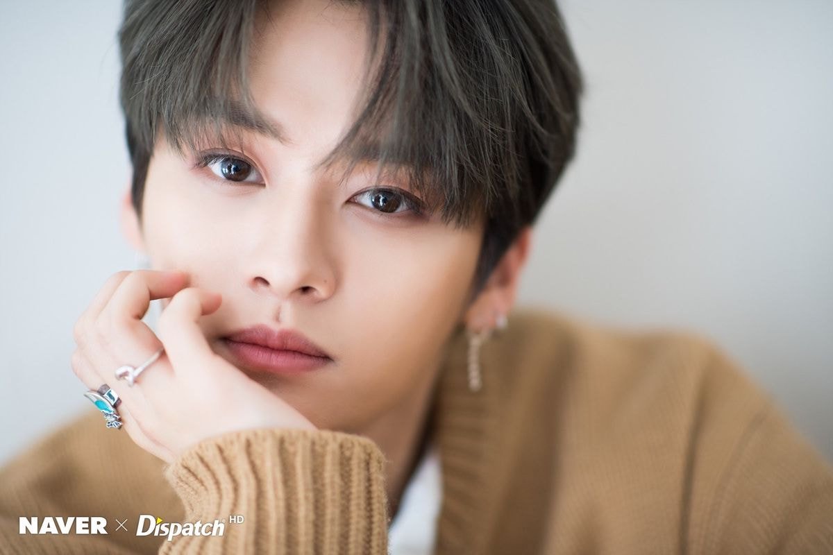 lee know-stray kids